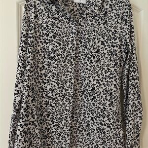 UNTUCKit Black and White Floral Women's Top